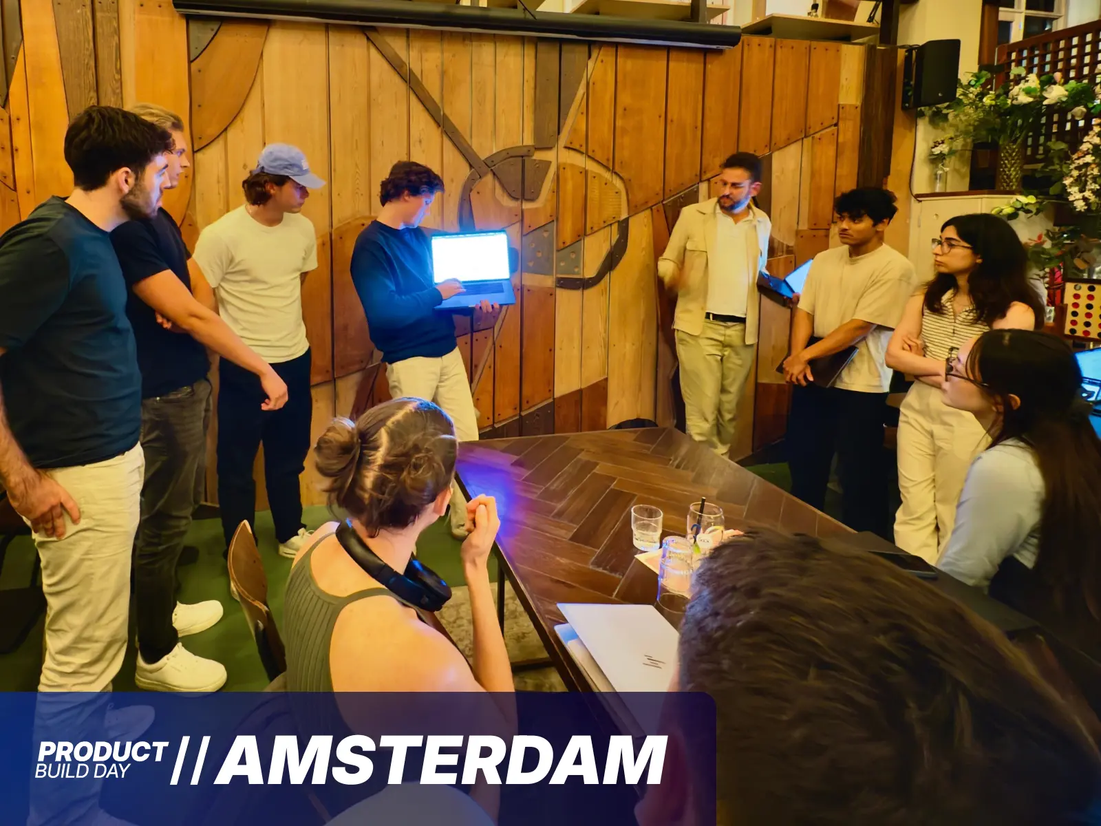 A demo in progress at the Amsterdam edition